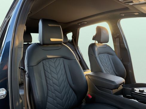 Used 2025 Kia Sportage X-Line image 39