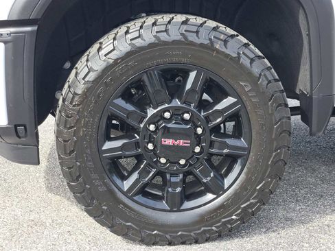 Certified 2026 GMC Sierra 2500 AT4 w/ AT4 Premium Plus Package AWD/4WD image 13