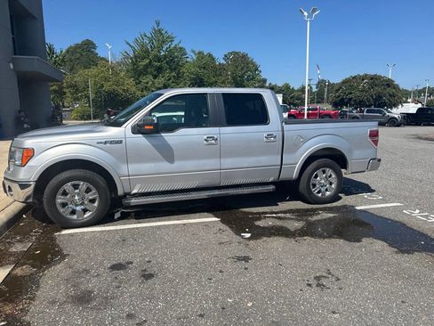 Used 2011 Ford F150 Lariat w/ Lariat Chrome Pkg RWD image 8