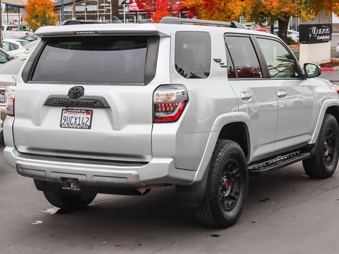 Used 2019 Toyota 4Runner TRD Off-Road image 4