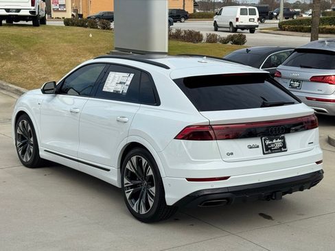 New 2026 Audi Q8 Premium Plus image 12