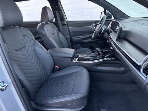 New 2025 Kia Sorento SX Prestige image 9