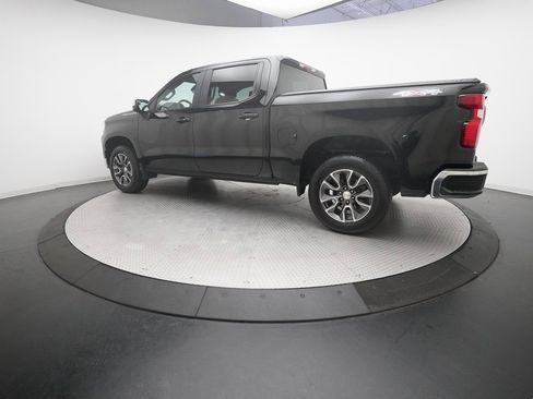 Used 2023 Chevrolet Silverado 1500 LT image 12