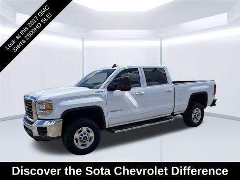 Used 2017 GMC Sierra 2500 SLE AWD/4WD image 1