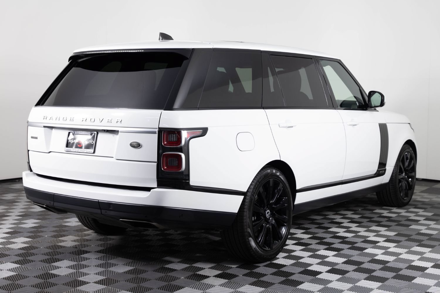 Used 2019 Land Rover Range Rover Long Wheelbase Supercharged AWD/4WD image 7