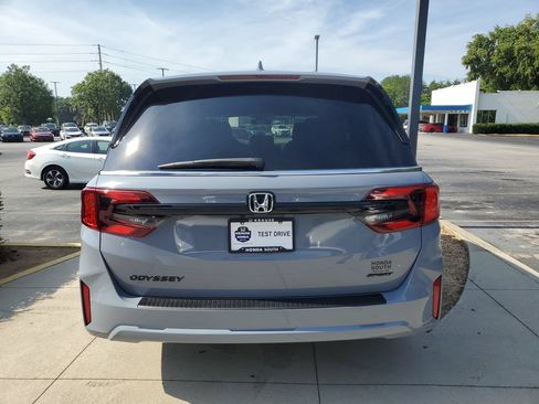 New 2026 Honda Odyssey Sport-L image 5