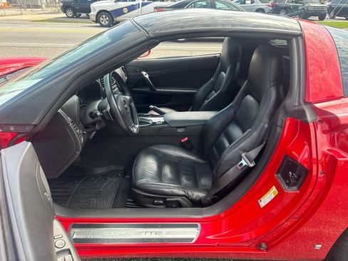 Used 2008 Chevrolet Corvette Coupe w/ Preferred Equipment Group RWD image 22