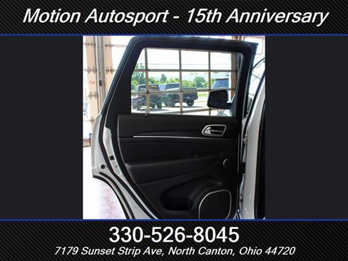 Used 2017 Jeep Grand Cherokee Summit AWD/4WD image 39