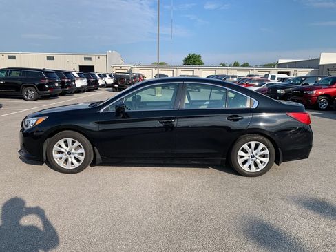 Used 2015 Subaru Legacy 2.5i Premium AWD/4WD image 3