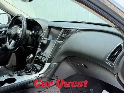 Used 2021 INFINITI Q50 Luxe RWD image 17