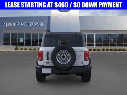 New 2025 Ford Bronco 4-Door image 5