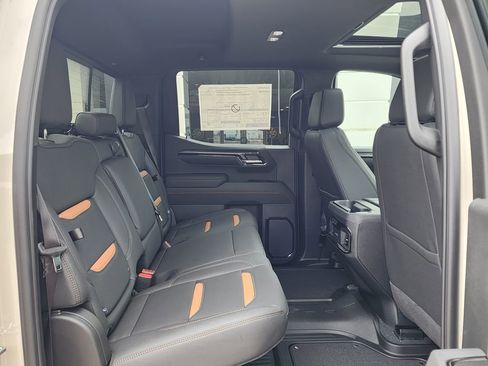 New 2026 GMC Sierra 1500 AT4 w/ AT4 Premium Package AWD/4WD image 44