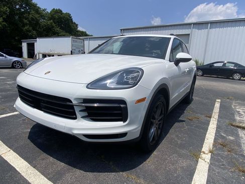 Used 2019 Porsche Cayenne AWD/4WD image 3