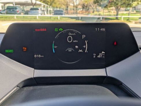 Used 2026 Toyota Prius Plug-In Hybrid image 11