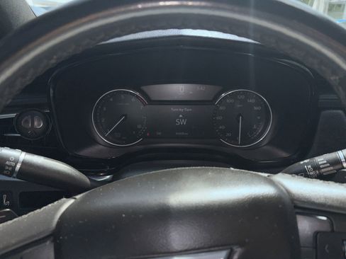 Used 2021 Cadillac XT6 Luxury FWD image 14