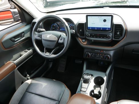 Certified 2022 Ford Bronco Sport Outer Banks AWD/4WD image 9