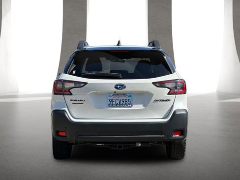 Used 2023 Subaru Outback Onyx Edition image 5