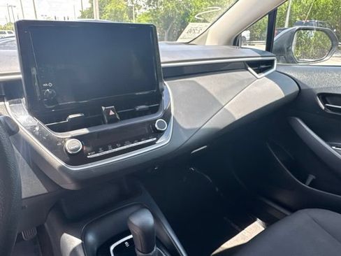 Used 2024 Toyota Corolla LE FWD image 10