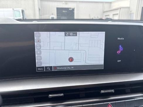 Used 2025 Kia Telluride S FWD image 18