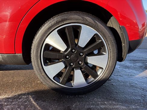 Used 2019 Kia Soul + image 10