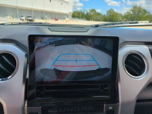 Used 2019 Toyota Tundra SR5 w/ SR5 Upgrade Package image 13