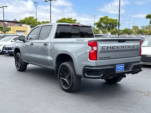 Used 2026 Chevrolet Silverado 1500 LT Trail Boss w/ LT Trail Boss Premium Package AWD/4WD image 9