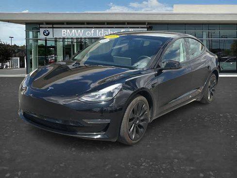 Used 2022 Tesla Model 3 Long Range AWD/4WD image 3