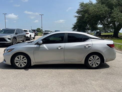 Used 2020 Nissan Sentra S FWD image 8