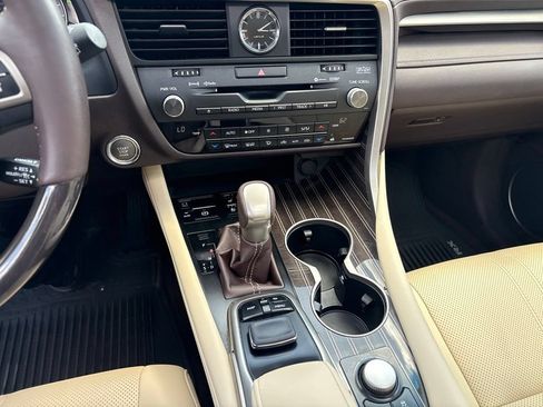 Used 2017 Lexus RX 350 FWD w/ Luxury Package image 14