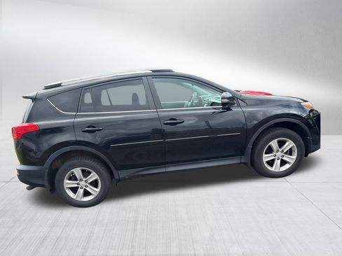 Used 2013 Toyota RAV4 XLE AWD/4WD image 9