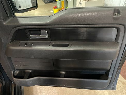 Used 2014 Ford F150 FX4 w/ Equipment Group 402A Luxury image 24