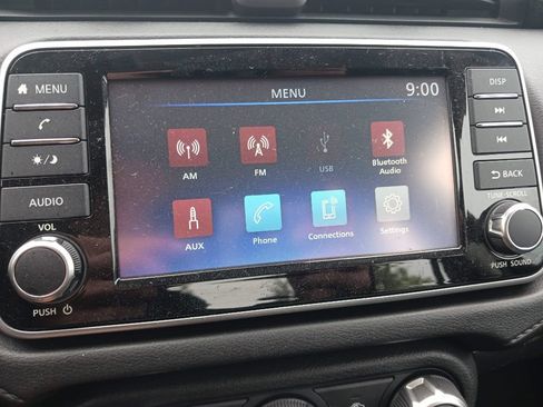 Used 2025 Nissan Versa S w/ Trunk Package FWD image 15