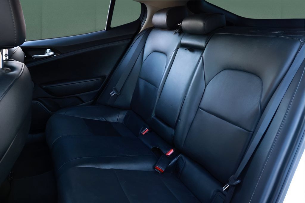 Used 2019 Kia Stinger Premium RWD image 20