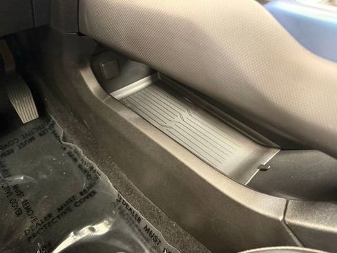 New 2026 Chevrolet Equinox EV LT image 37