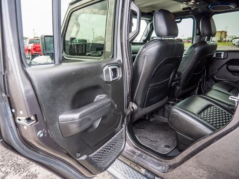 Used 2022 Jeep Gladiator Sport AWD/4WD image 48