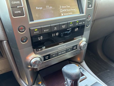 Used 2018 Lexus GX 460 Premium AWD/4WD image 27
