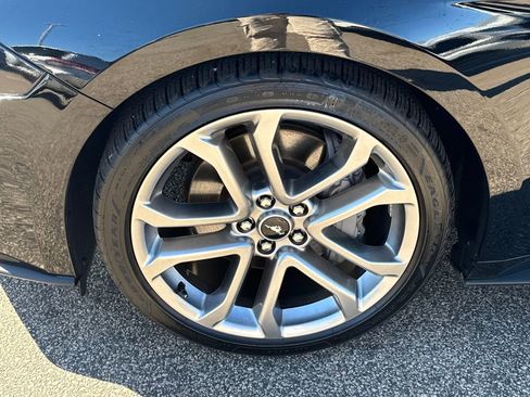 Used 2022 Ford Mustang GT Premium image 32