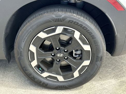 Used 2025 Hyundai Santa Fe SEL image 31