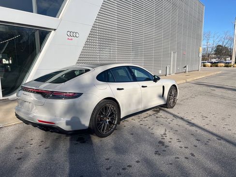 Used 2023 Porsche Panamera 4 Platinum Edition image 25