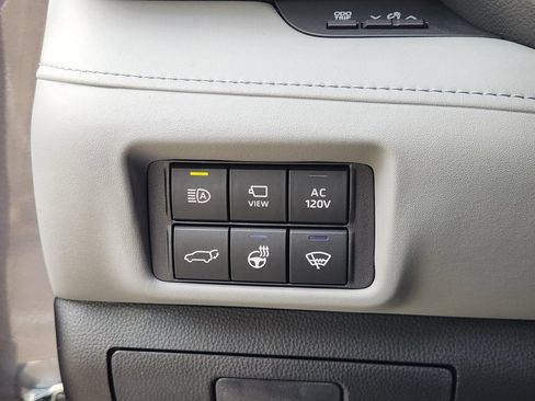 Used 2022 Toyota Highlander Platinum AWD/4WD image 20
