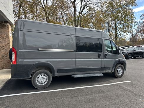 New 2025 RAM ProMaster 2500 w/ Crew Van Package image 18