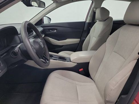 Certified 2025 Honda Accord LX image 21