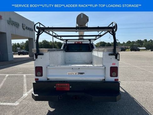 Used 2022 RAM 2500 Tradesman RWD image 4