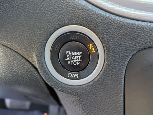 Used 2023 Dodge Charger SXT image 22