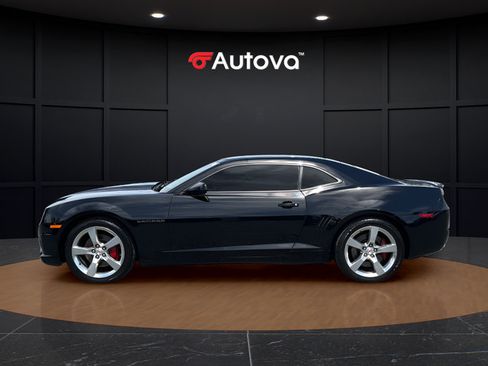 Used 2011 Chevrolet Camaro SS w/ RS Package RWD image 2