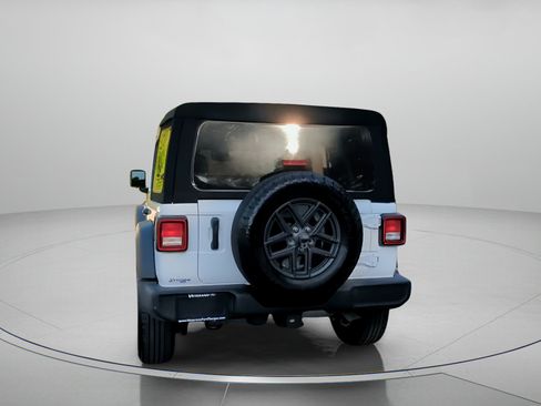 Used 2024 Jeep Wrangler Unlimited Sport AWD/4WD image 23