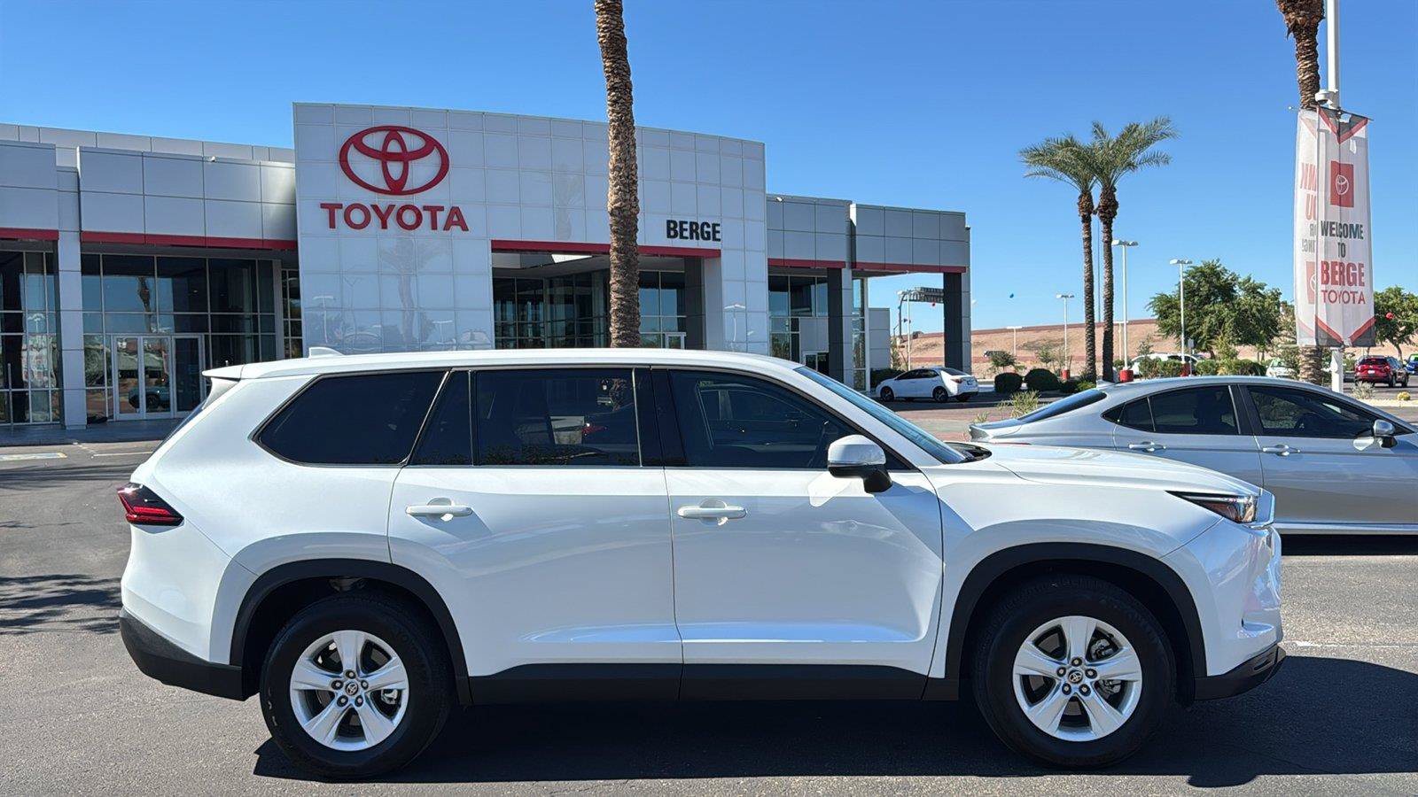 Certified 2026 Toyota Grand Highlander FWD image 10