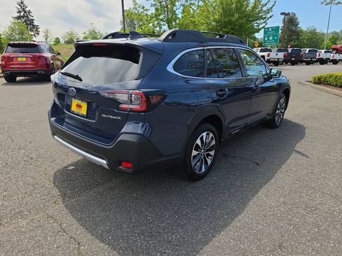 Used 2023 Subaru Outback Limited AWD/4WD image 6
