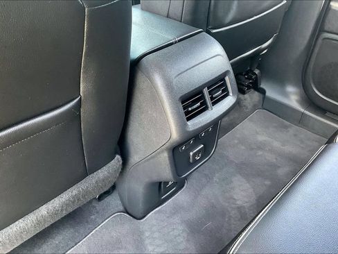 Used 2020 GMC Terrain Denali w/ Denali Premium Package FWD image 10
