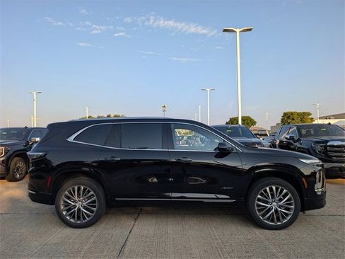 New 2026 Buick Enclave Avenir w/ Super Cruise Package image 4